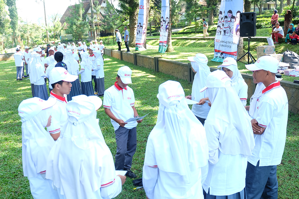 โครงการมอบทุนการศึกษาแก่เยาวชนภายใต้โครงการ โครงการมอบทุนการศึกษาแก่เยาวชนภายใต้โครงการ