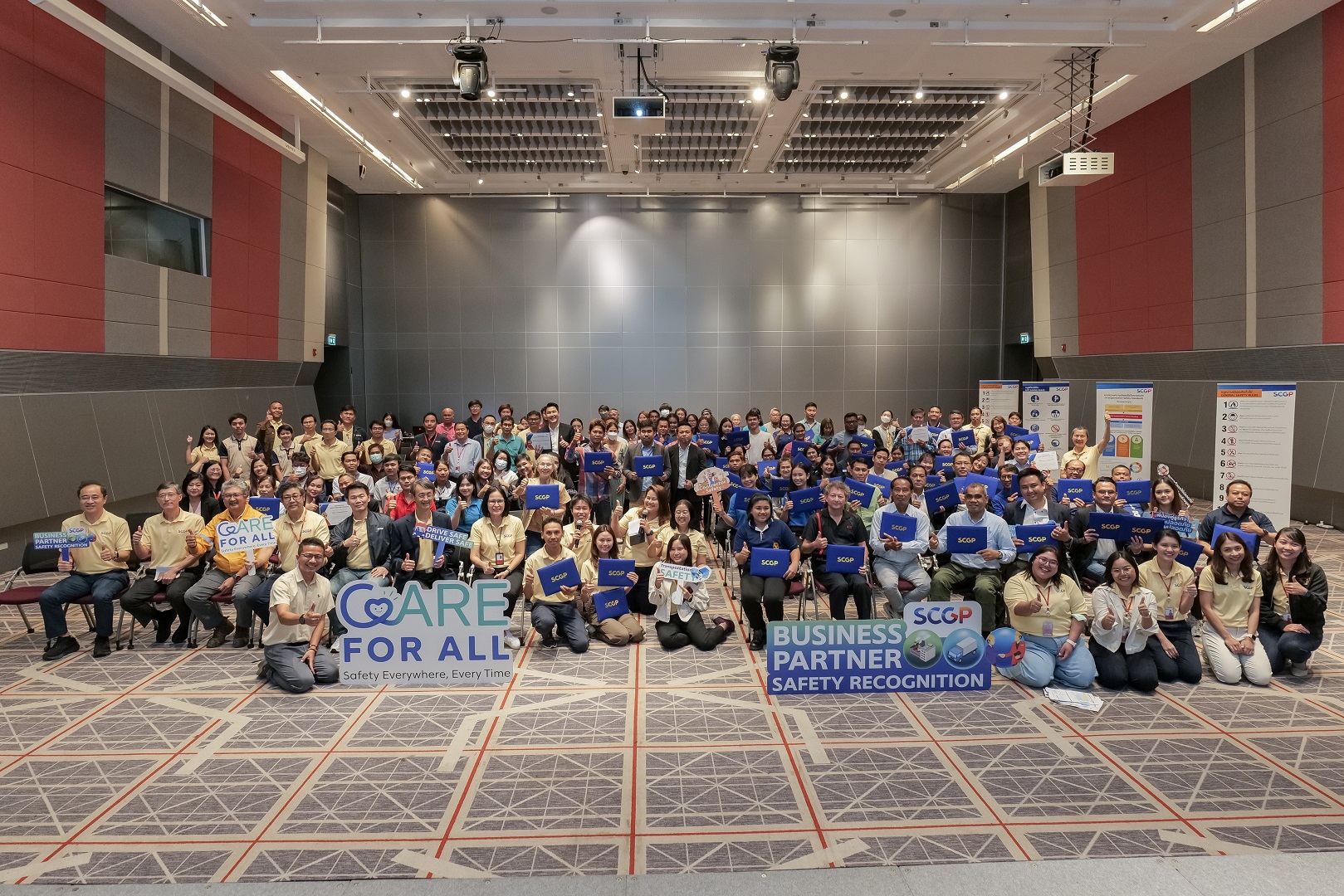 SCGP มอบเกียรติบัตรให้แก่คู่ธุรกิจในงาน Business Partner Safety Recognition 2023   เสริมสร้างความร่วมมือด้านความปลอดภัยไปด้วยกัน