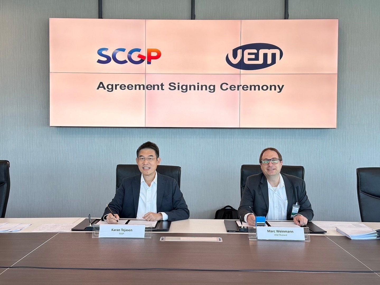 SCGP Invests in VEM (THAILAND) to Enhance Healthcare Packaging and Supplies Business Growth