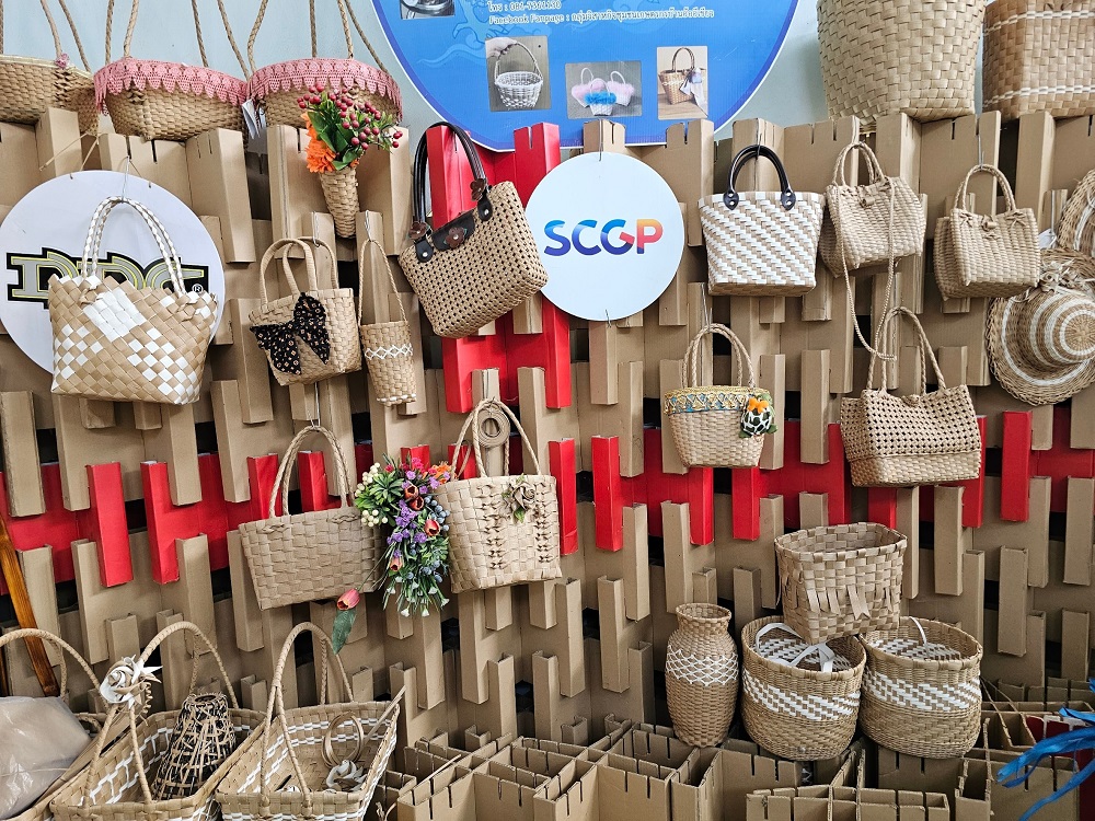 SCGP Community Enterprise Development Project: Creating Added Value for Paper Band