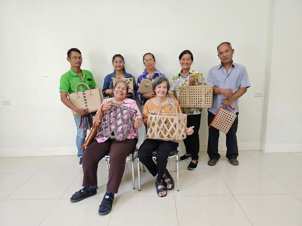 SCGP Community Enterprise Development Project: Creating Added Value for Paper Band