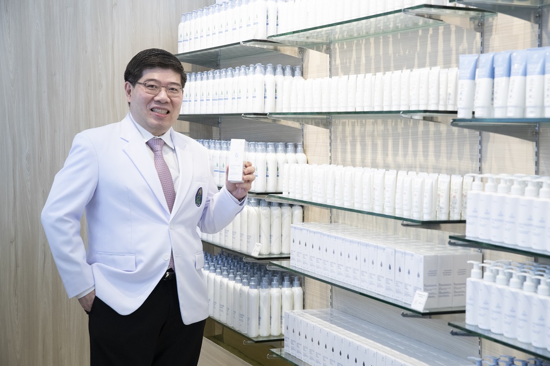 Packaging Gives New Image to Siriraj Cosmetic Products