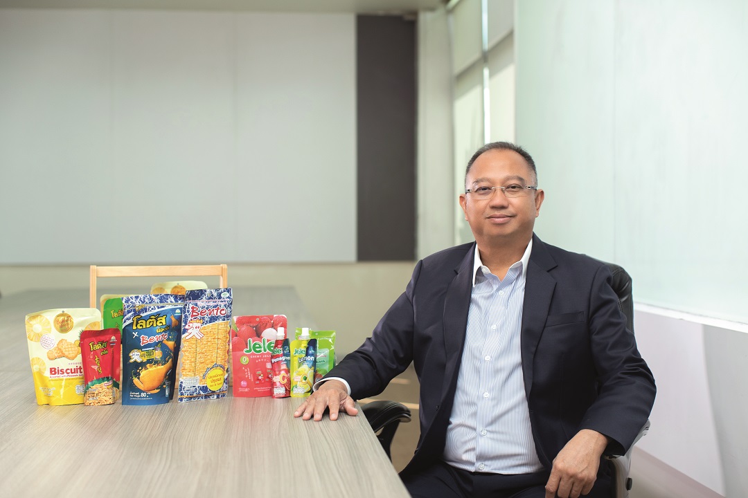 SRINANAPORN MARKETING  SNACK MAKER WITH CUSTOMER-CENTRIC FOCUS & GREEN MIND