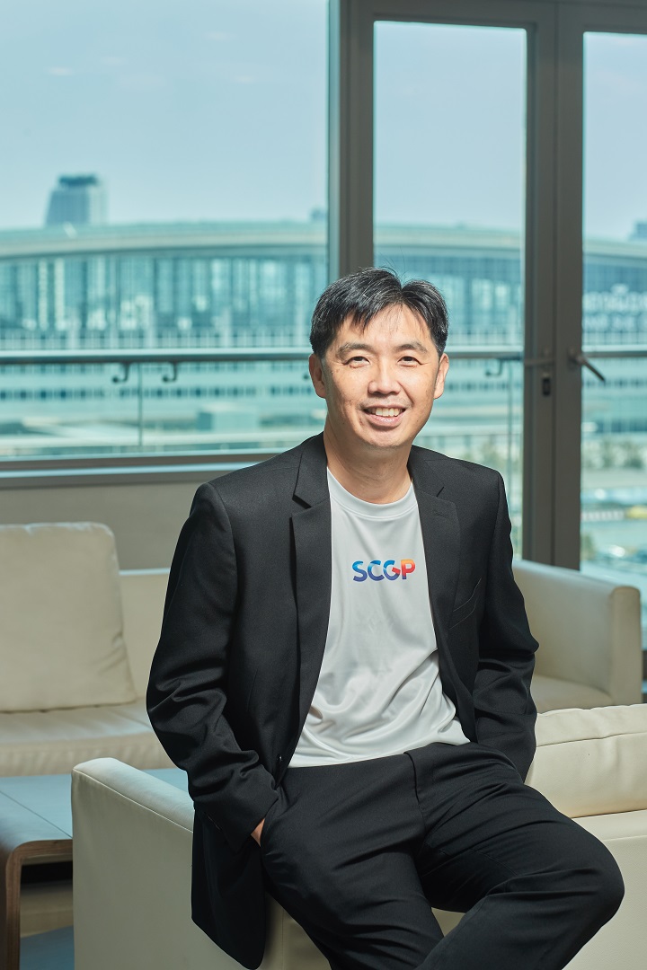 DR. ADISAK VORAKUNPINIJ - WORK-LIFE INTEGRATION COMES WITH LOVE