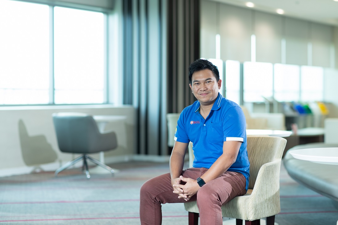 OPEN TO NEW CHALLENGES & LEVERAGE EXPERIENCES